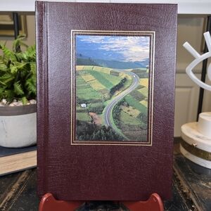 Long Road South Pan American Highway DELUXE Book | Nat Geo Travel Coffee Table